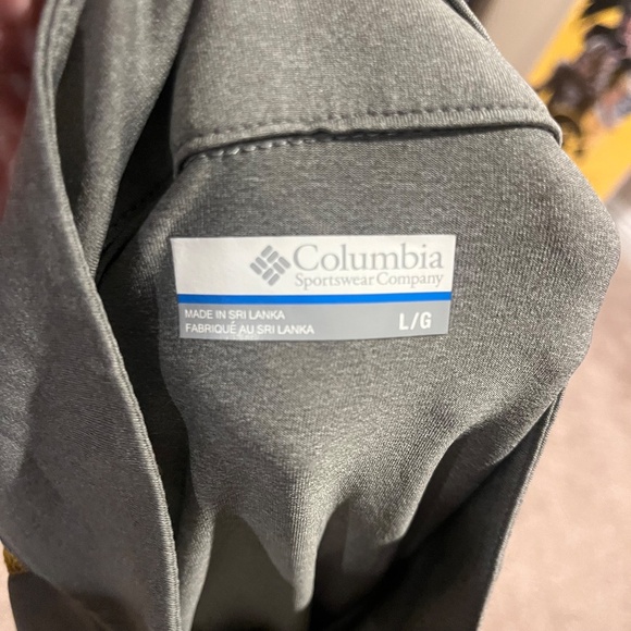 Women's Columbia Iowa Hawkeyes L Quarter Zip Pullover - Picture 4 of 4